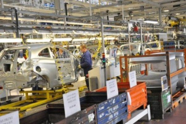 Fiat vrea să preia Opel gratis de la General Motors